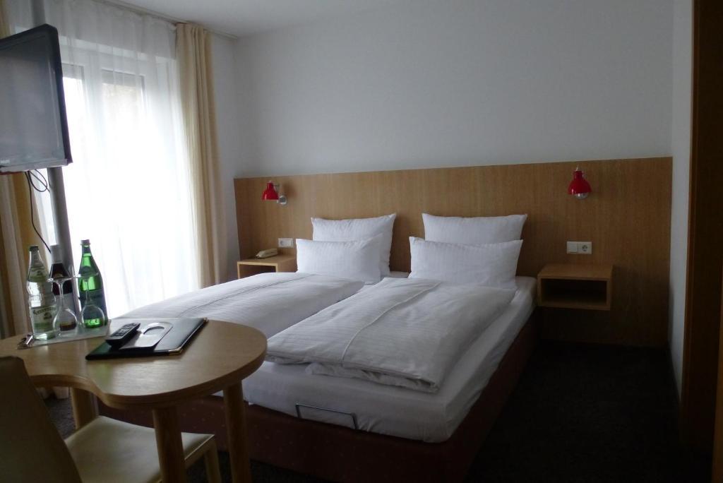 Hotel Alpenblick Garni Uberlingen Rom bilde